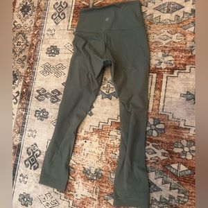 Green cropped lululemon leggings